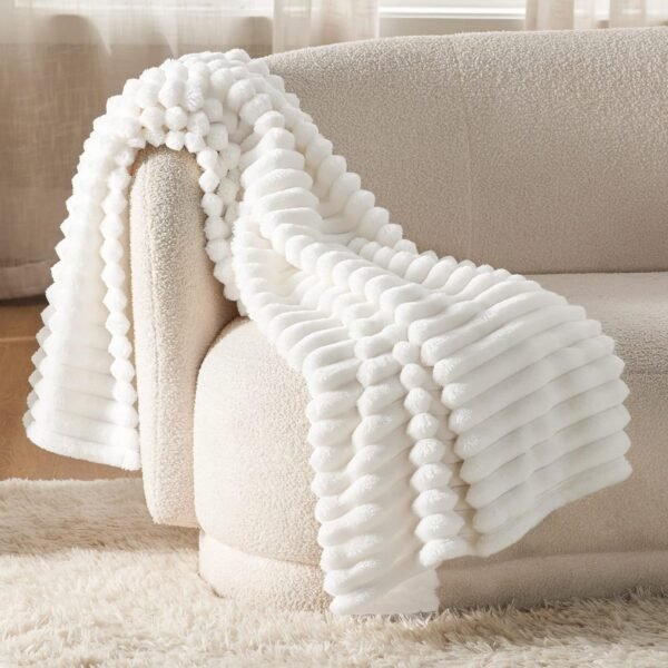 Bedsure White Fleece Throw (50"x60") – Soft, Cozy & Lightweight Gift for Women & Mom - Image 4